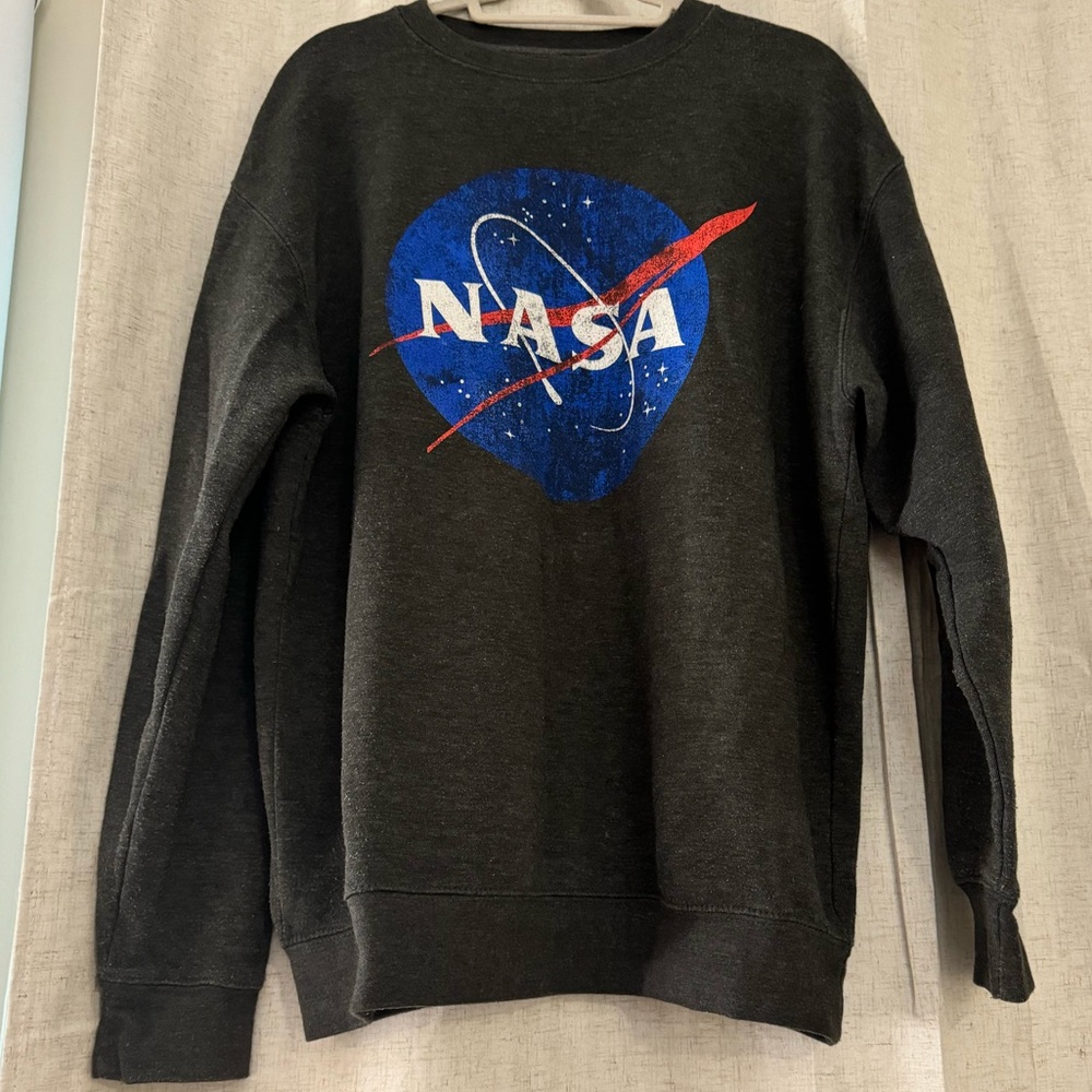 Oversized NASA pullover
